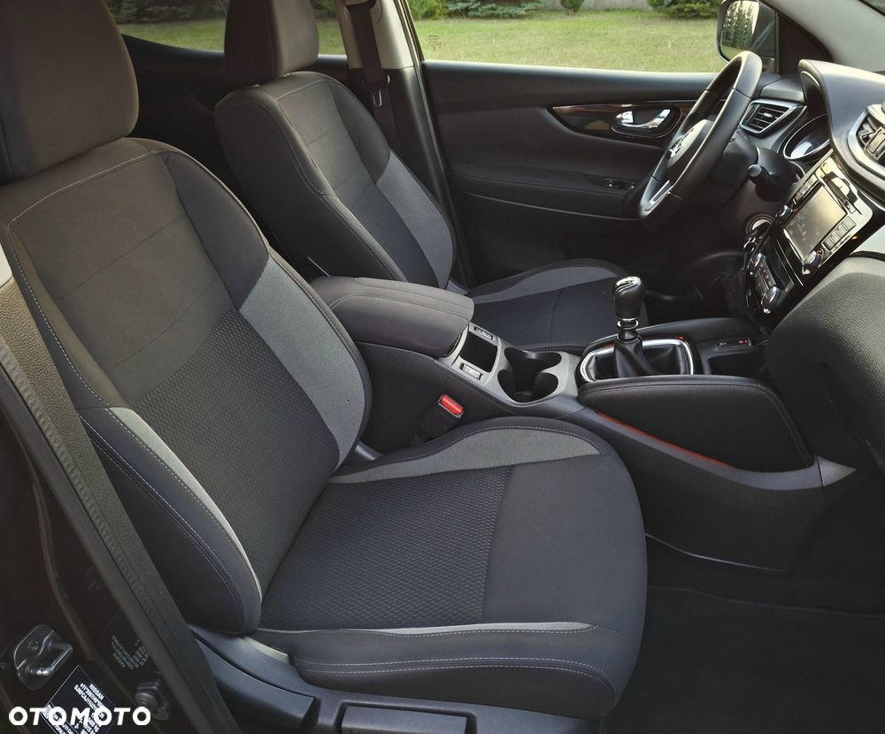 Nissan Qashqai 1.6 DIG-T Tekna - 23