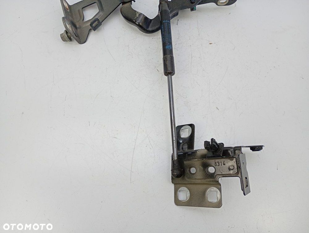 zawias maski ​​prawy 654004002r 93458898 renault trafic III vivaro b talento 14-26r - 6