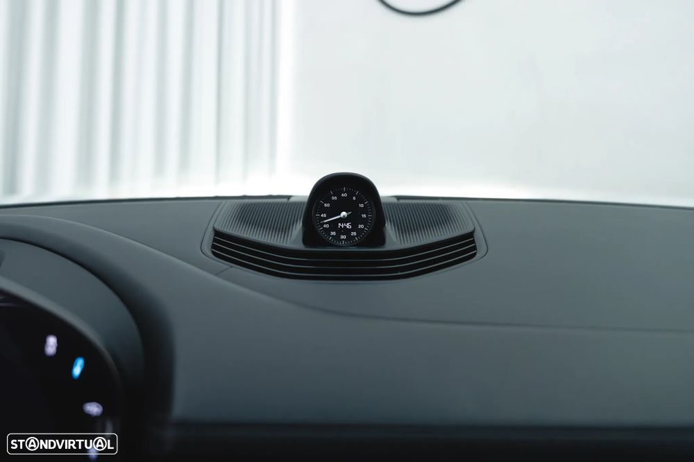 Porsche Taycan 4S Bateria Performance Plus - 36