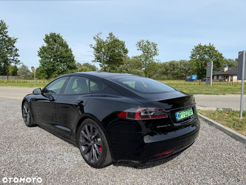 Tesla Model S Ludicrous Performance - 4
