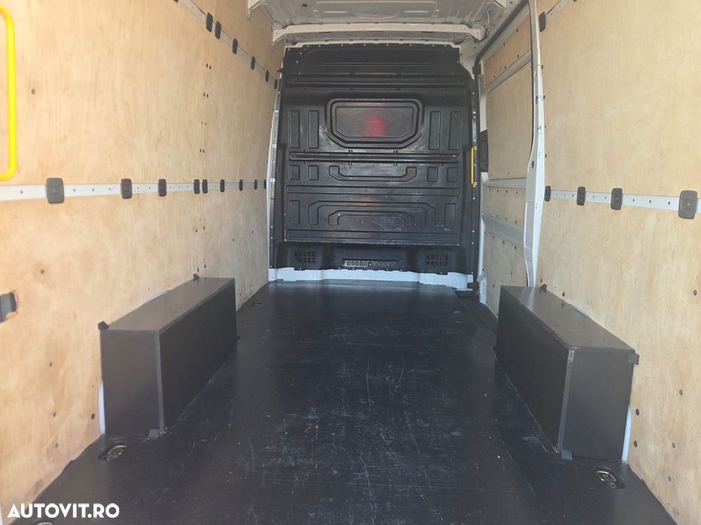 Volkswagen New Crafter L3H2 - 11