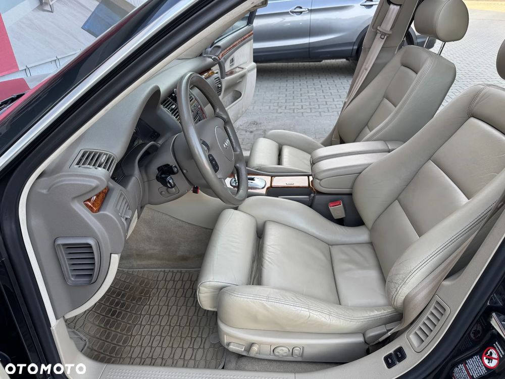 Audi A8 - 17