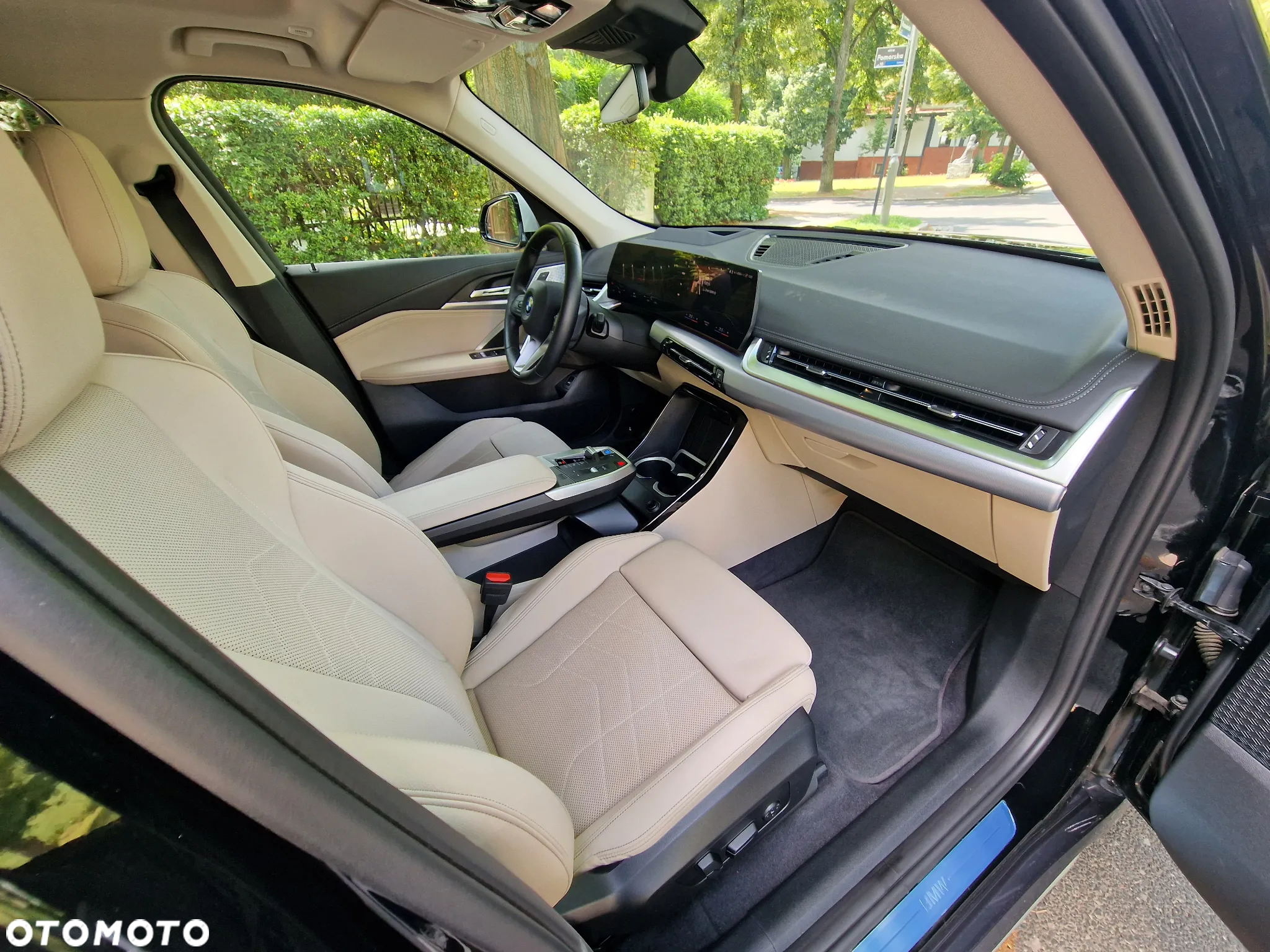 BMW iX1 xDrive30 sport - 12