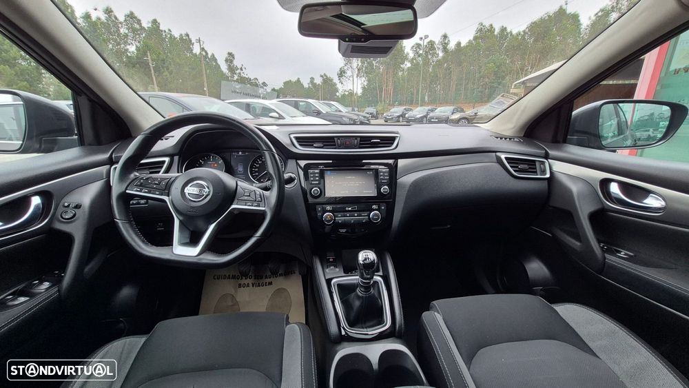 Nissan Qashqai 1.5 dCi N-Connecta 18 - 14