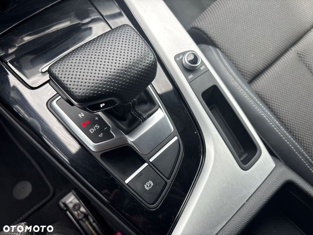 Audi A4 Limousine 40 TFSI mHEV Quattro S Line S tronic - 15