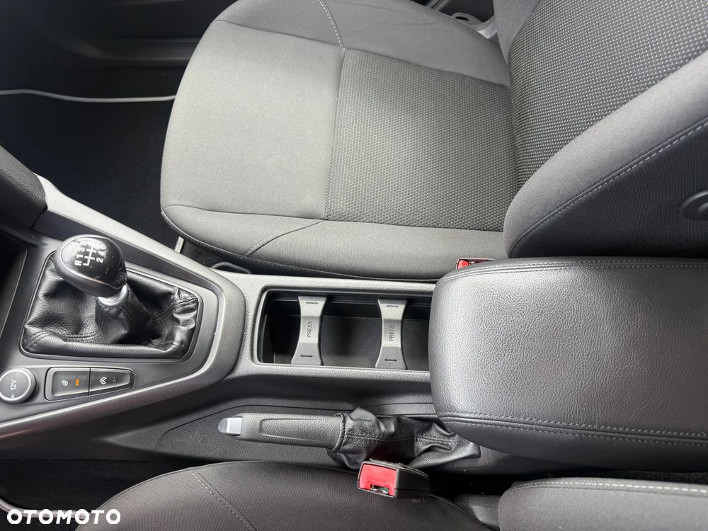 Ford Focus 1.0 EcoBoost Edition - 19