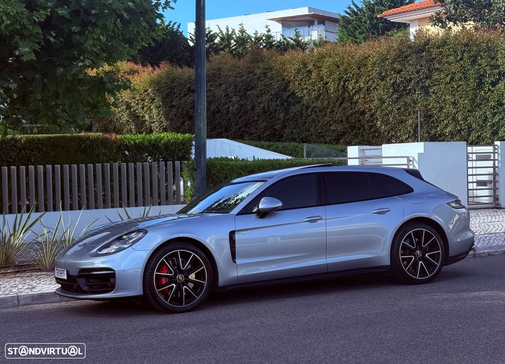 Porsche Panamera Sport Turismo 4S E-Hybrid - 48