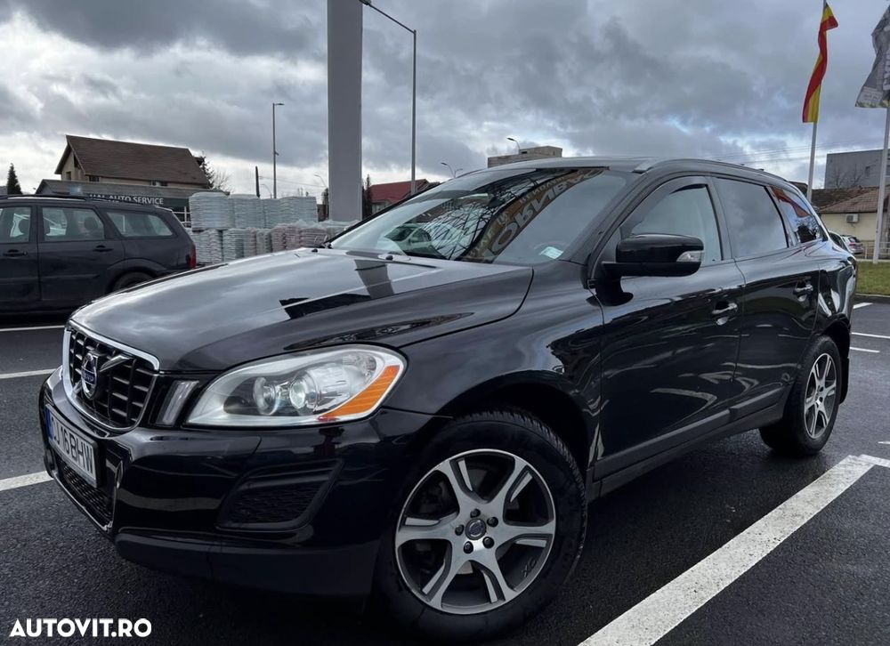 Volvo XC 60 D5 AWD A6 Basic - 1