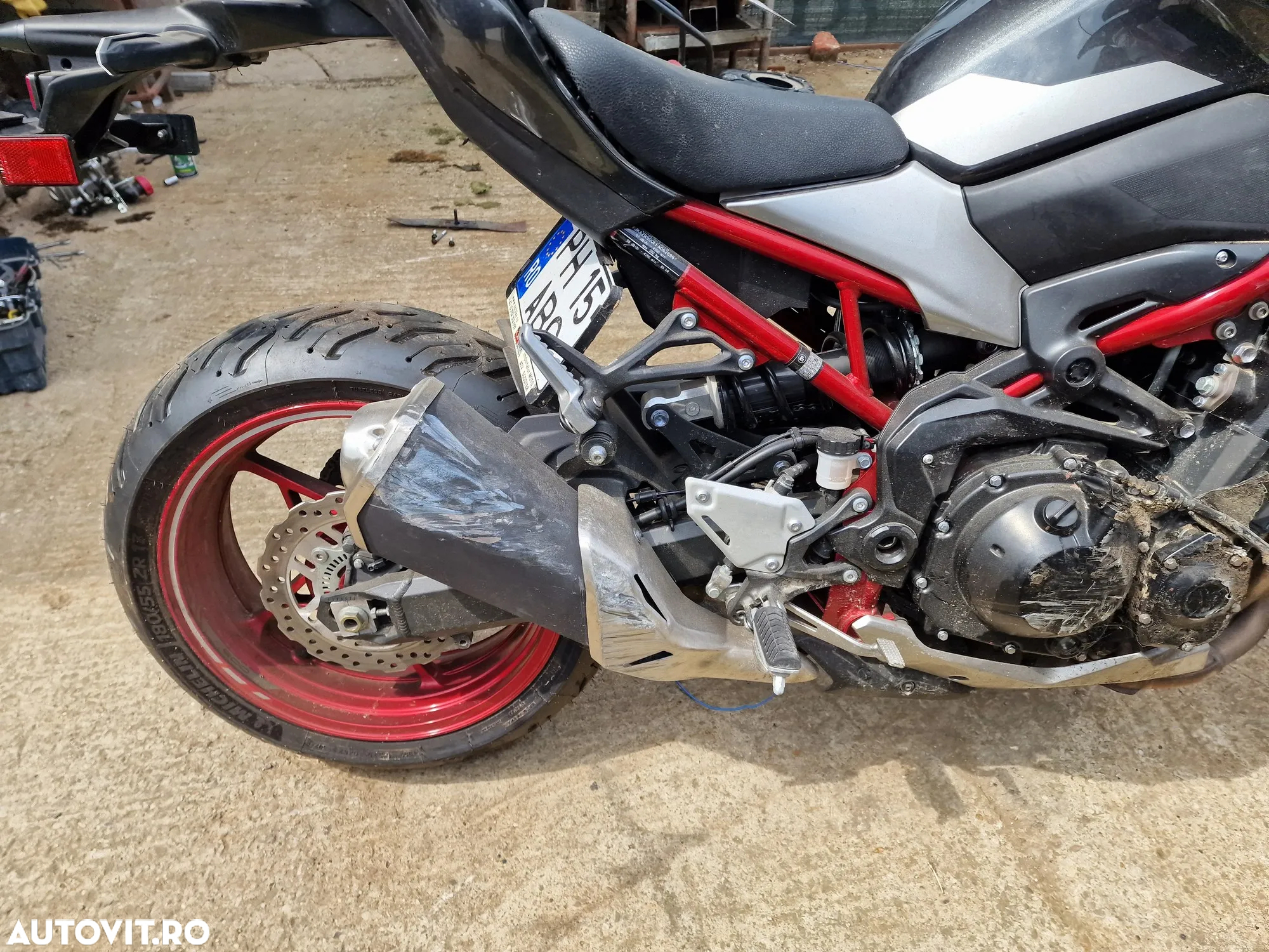 Kawasaki Z 900 - 15