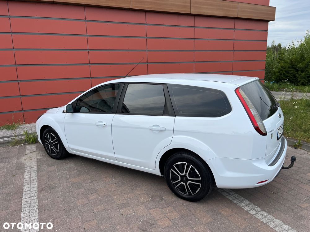 Ford Focus 1.6 16V Style - 17