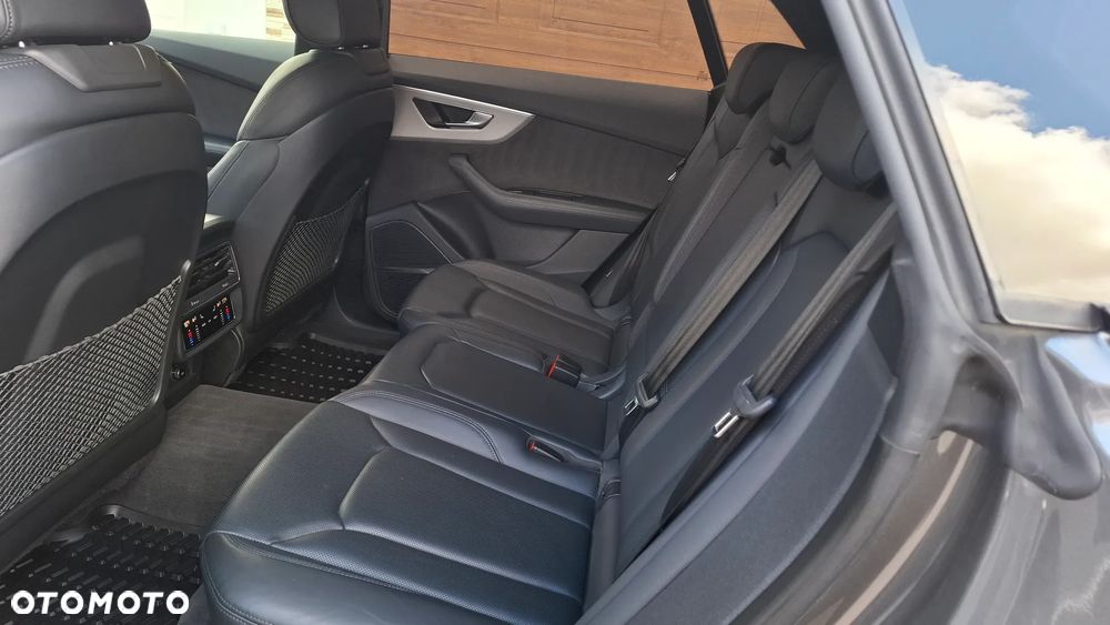 Audi Q8 50 TDI quattro tiptronic competition plus - 33