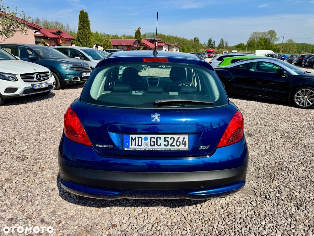 Peugeot 207 - 16