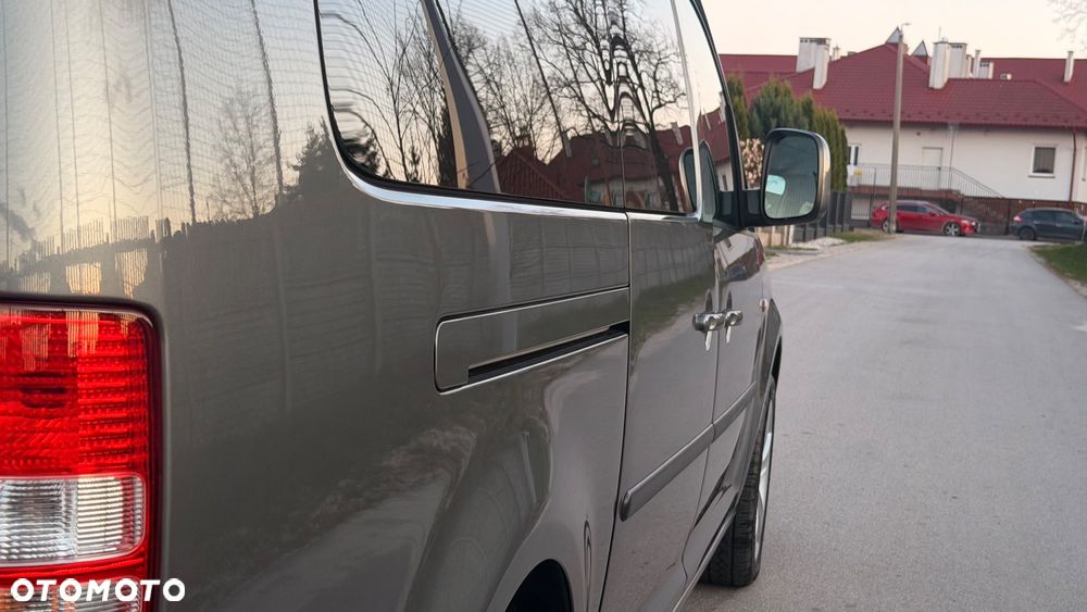 Volkswagen Caddy 2.0 Maxi Life Style (7-Si.) - 21
