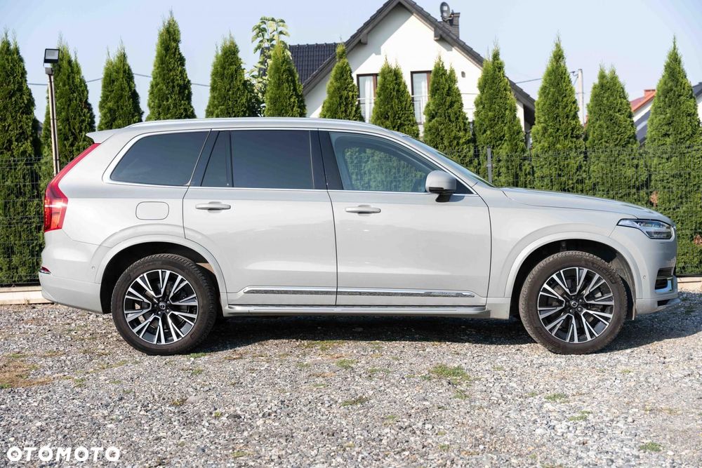 Volvo XC 90 - 9