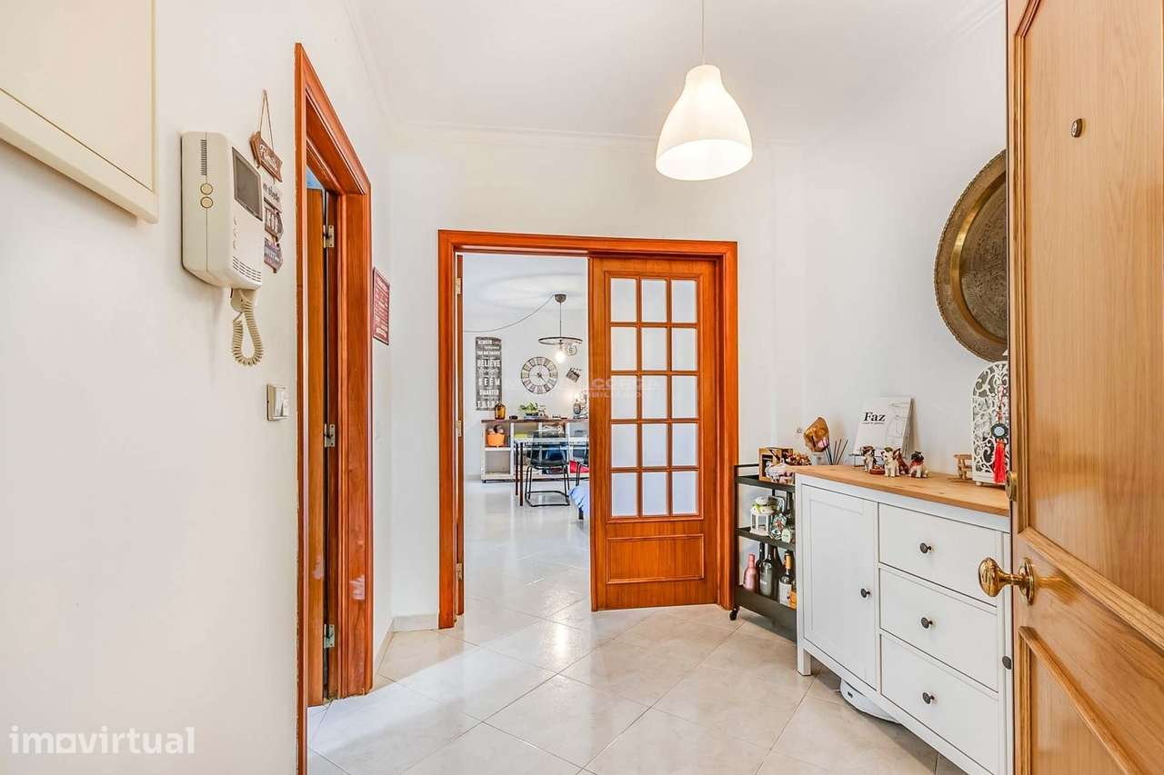 Apartamento T4 com Terraço de Sonho e Vista Deslumbrante sobre Mafra - Grande imagem: 3/35