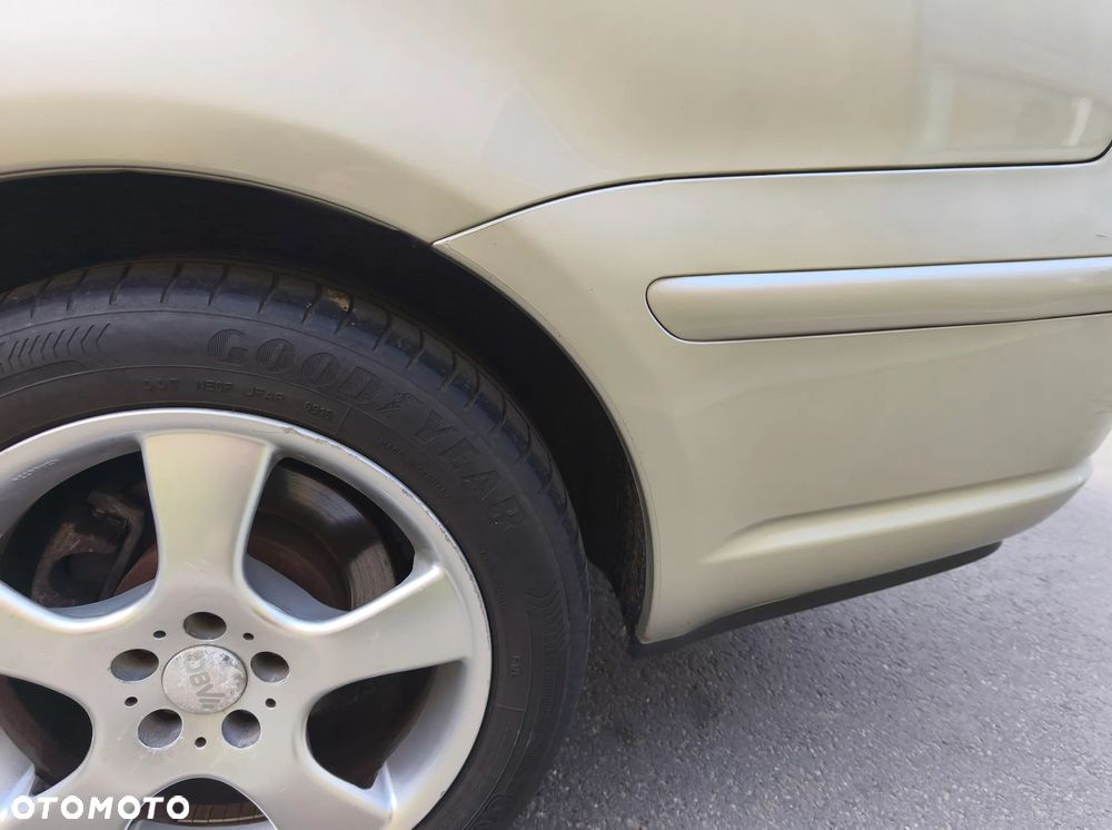 Toyota Avensis 2.0 VVT-i Sol - 18