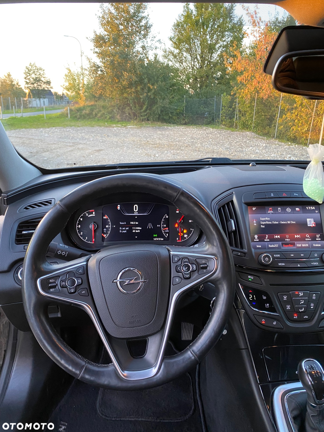 Opel Insignia - 10