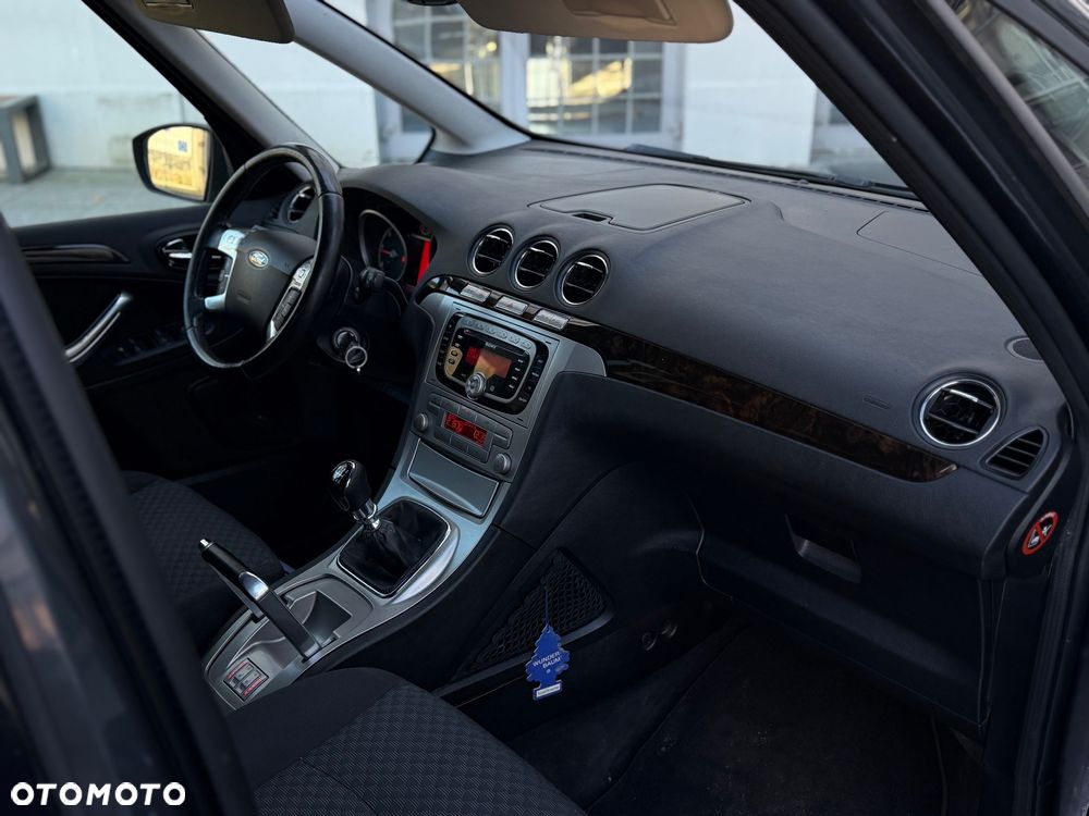 Ford Galaxy 2.0 TDCi DPF Titanium - 28