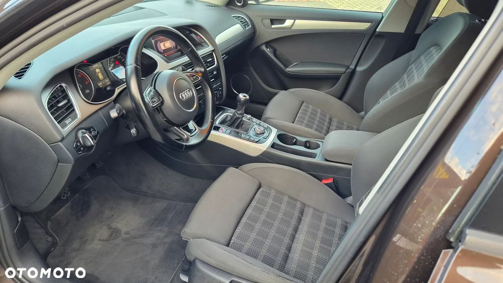 Audi A4 Avant 2.0 TDI DPF S line Sportpaket - 11