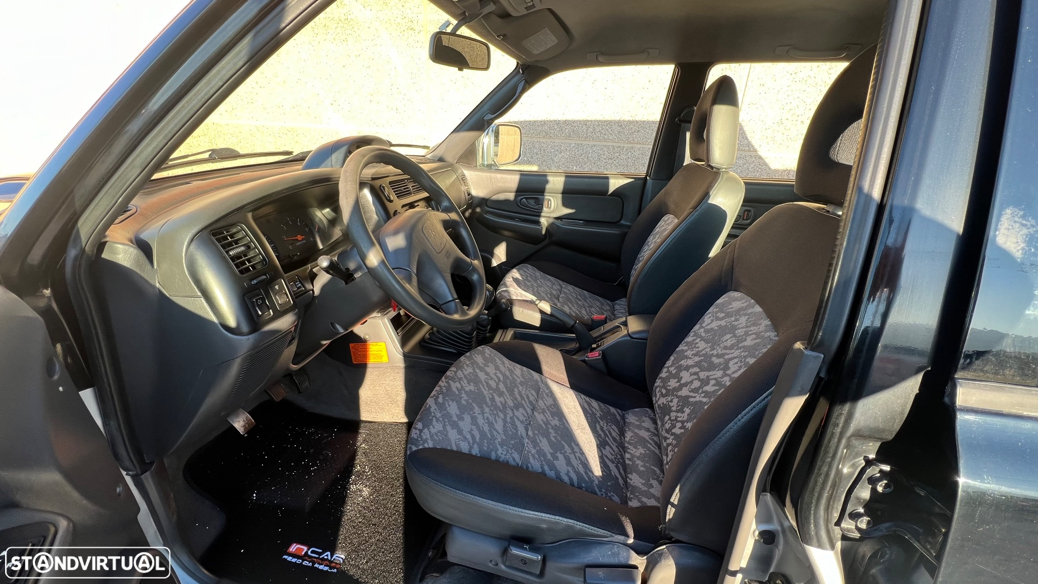 Mitsubishi L200 2.5 TD CD - 30