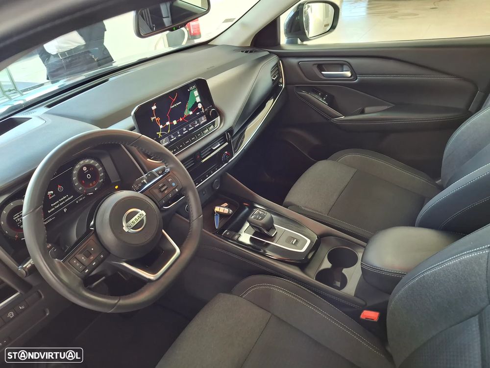 Nissan Qashqai 1.3 DIG-T N-Connecta DCT - 16