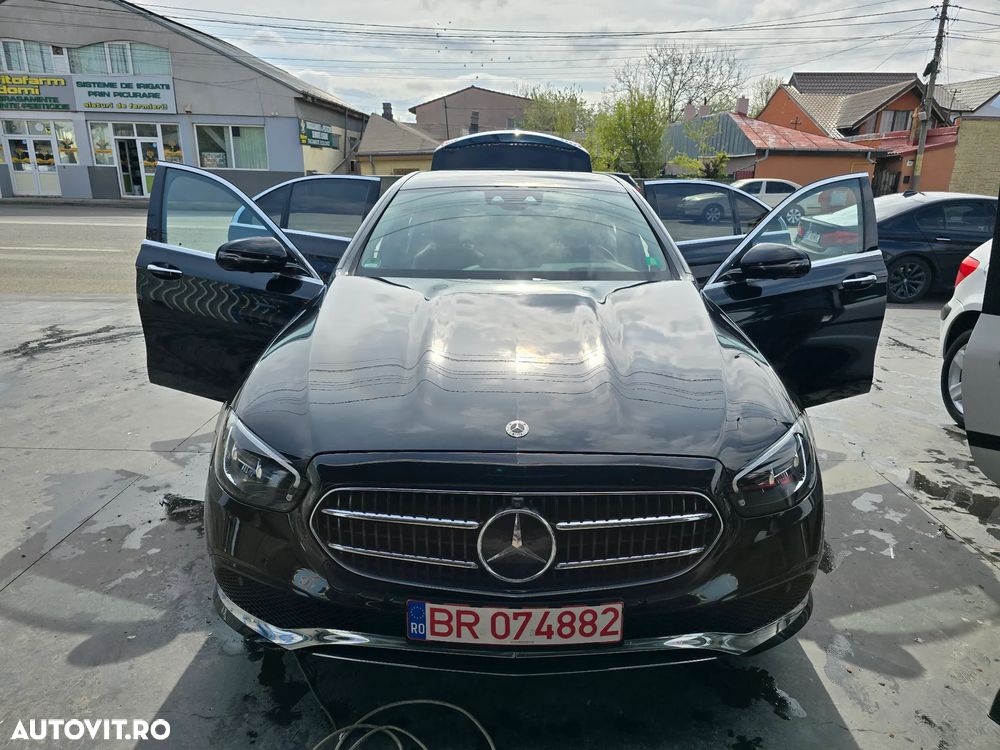Mercedes-Benz E - 1