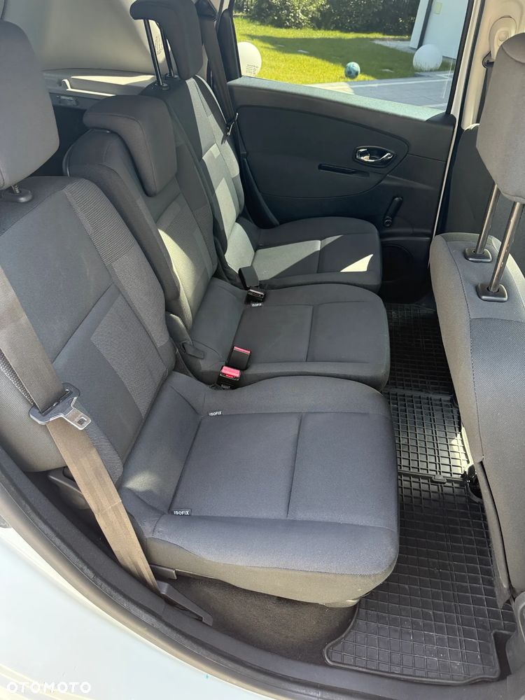 Renault Scenic 1.6 16V TomTom Edition - 18