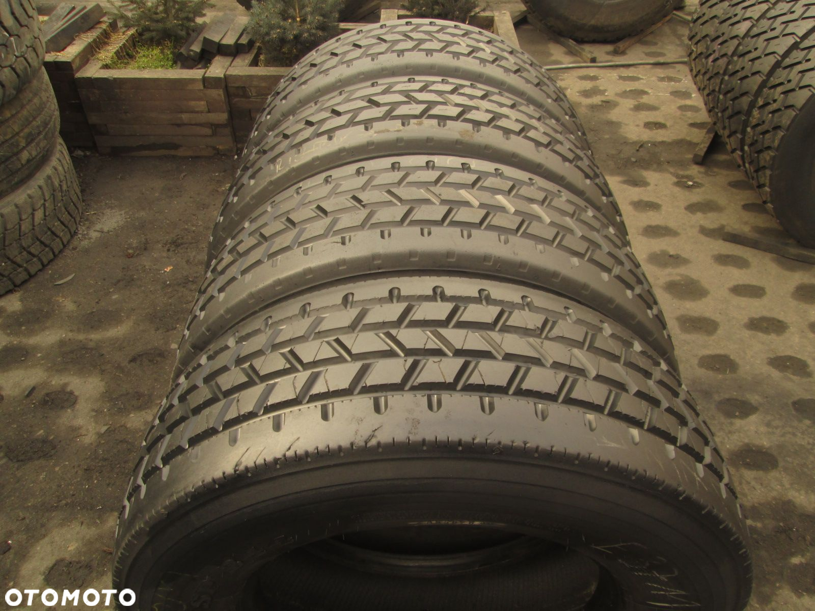 Opony ciężarowe 285/70R19.5 Bieżnikowana WZÓR CONTINENTAL. Opony ciężarowe - 5