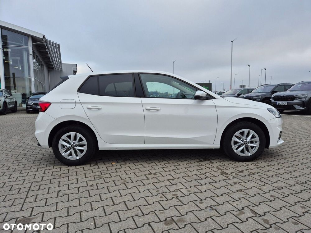 Skoda Fabia 1.0 TSI Selection DSG - 4