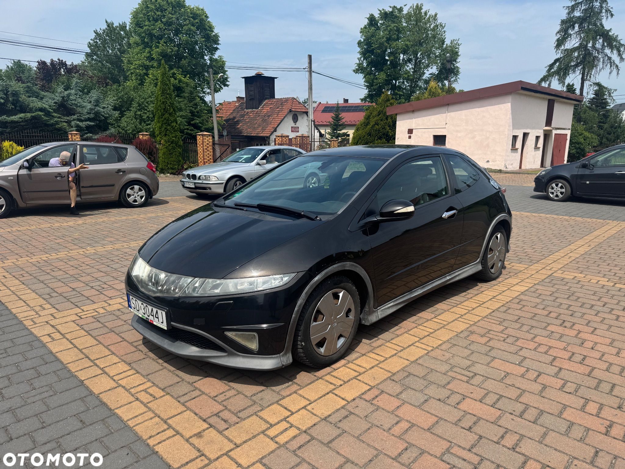 Honda Civic 1.8 LX Coupe - 1