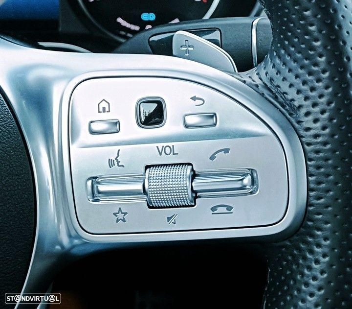 Mercedes-Benz C 300 e AMG Line - 20