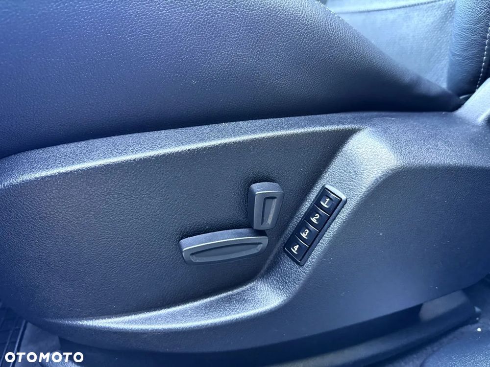 Ford S-Max - 33