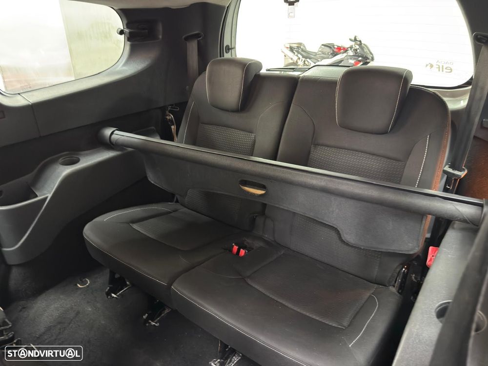 Dacia Lodgy 1.5 dCi Confort 7L - 28