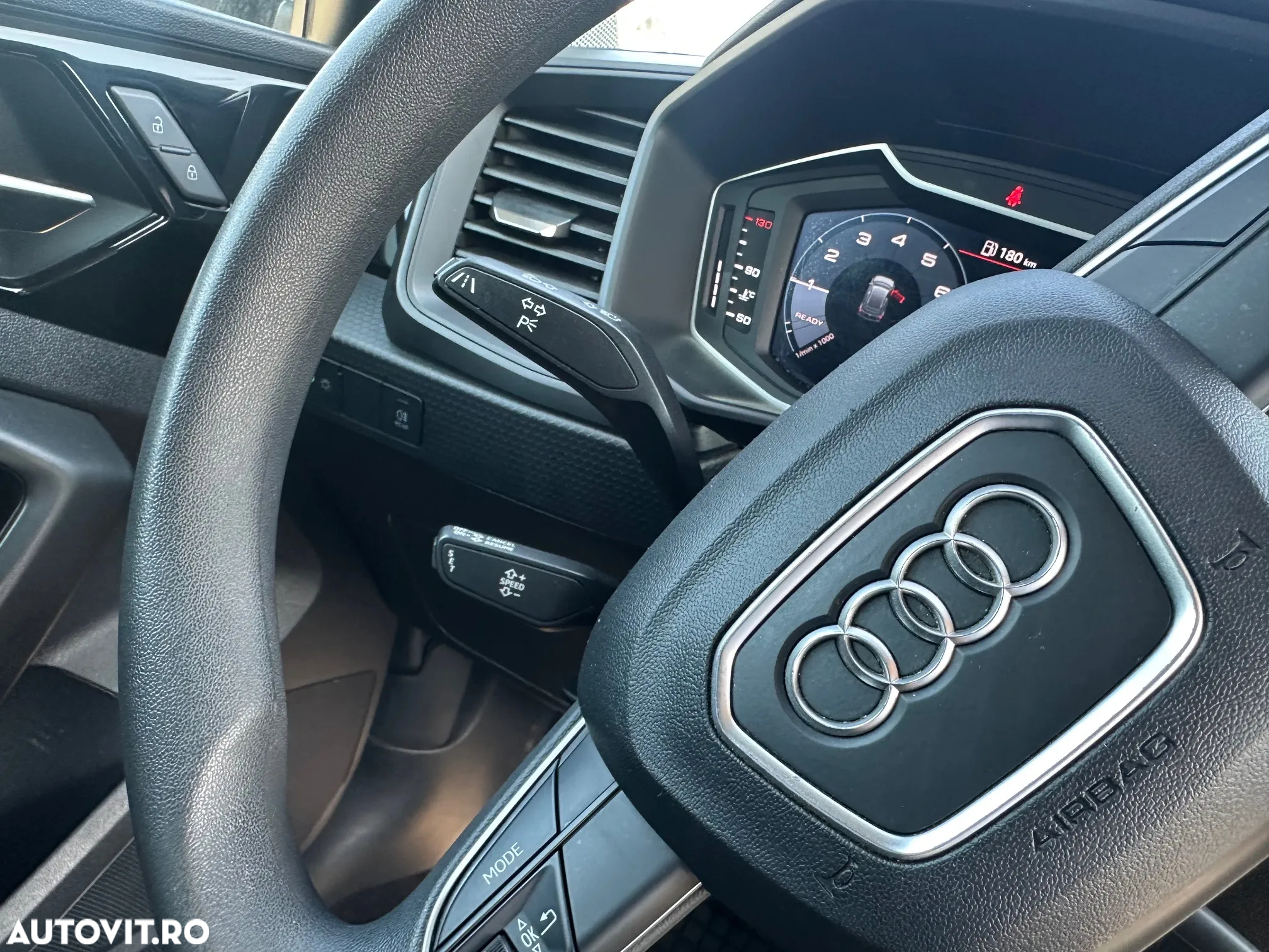 Audi A1 Sportback 25 TFSI Advanced - 8