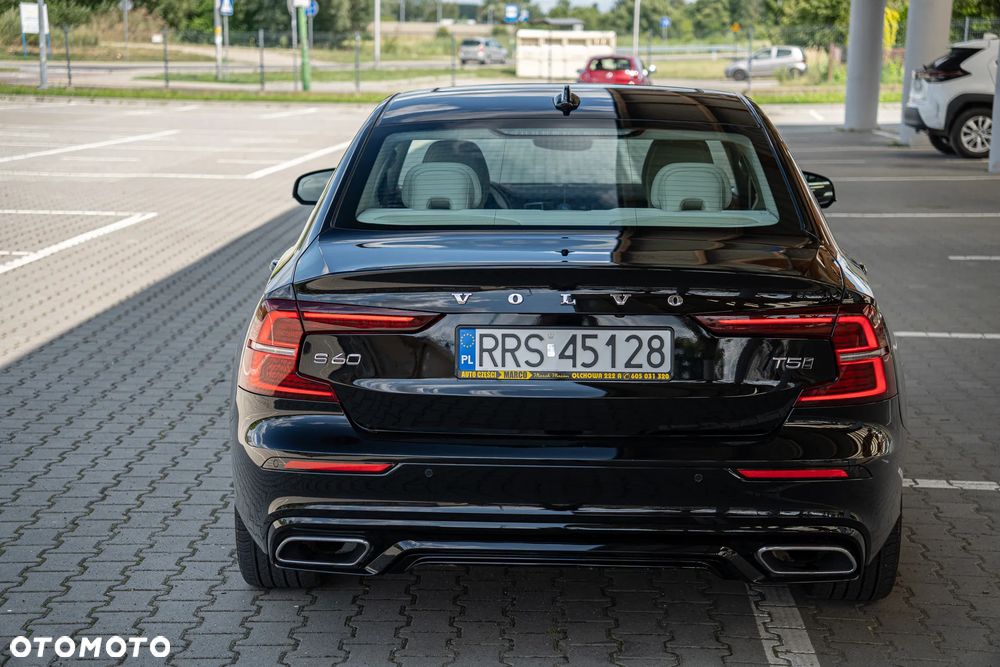 Volvo S60 2020 photo 4