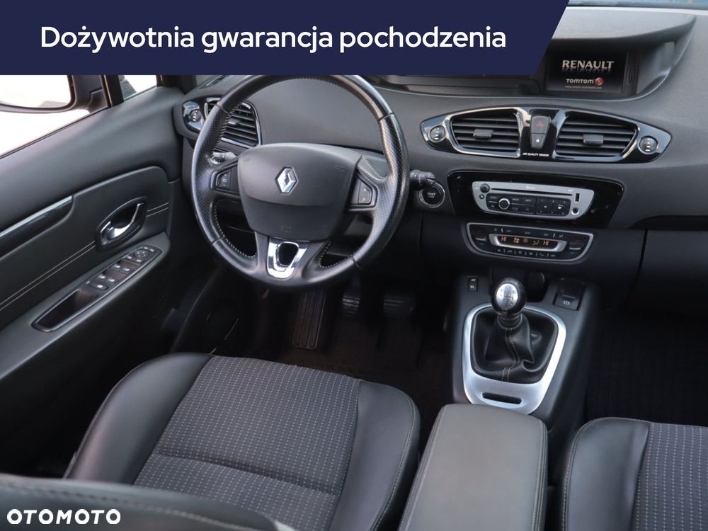 Renault Grand Scenic - 9