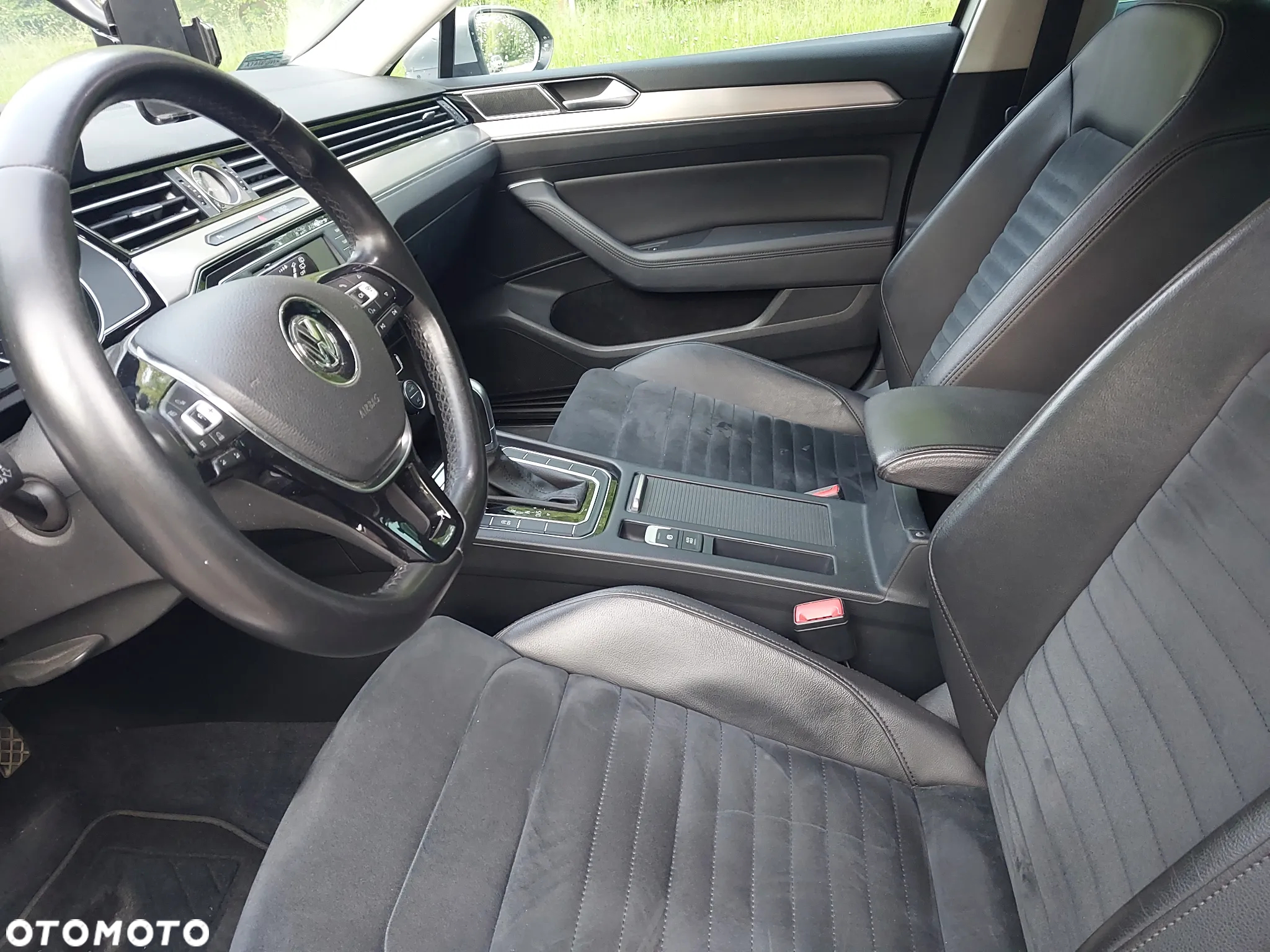Volkswagen Passat 2.0 TDI BMT Highline DSG - 11