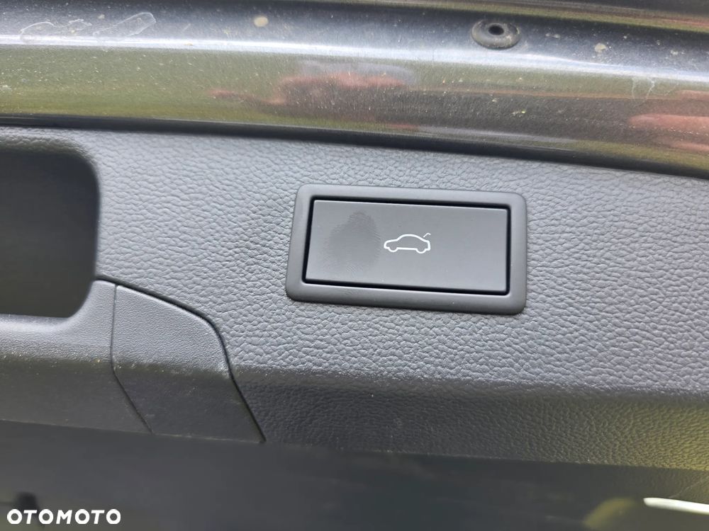 Skoda Superb 1.5 TSI iV DSG L&K - 27