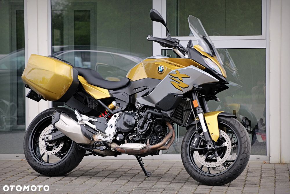 BMW XR - 2