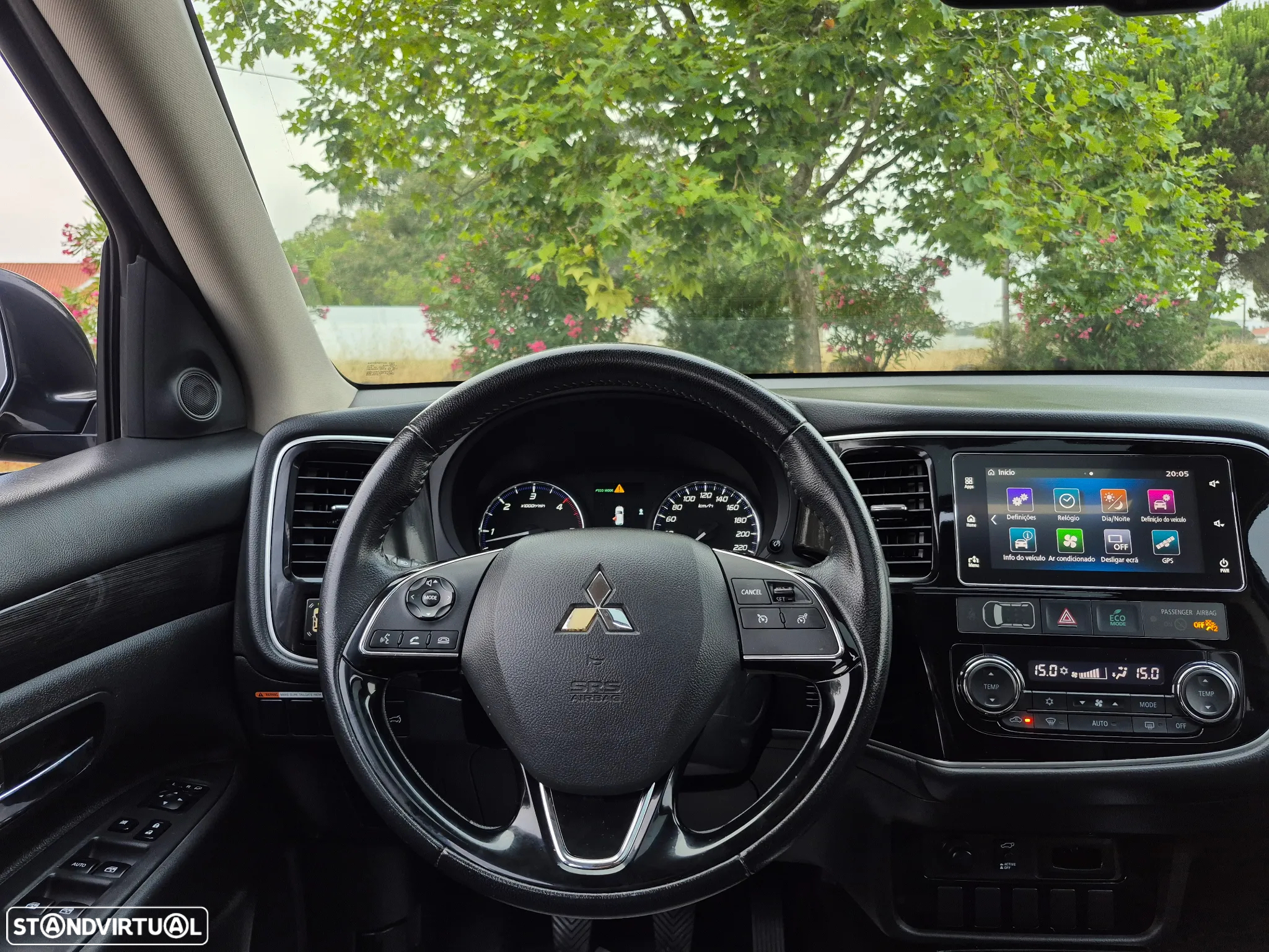 Mitsubishi Outlander 2.2 DI-D Instyle Navi - 14