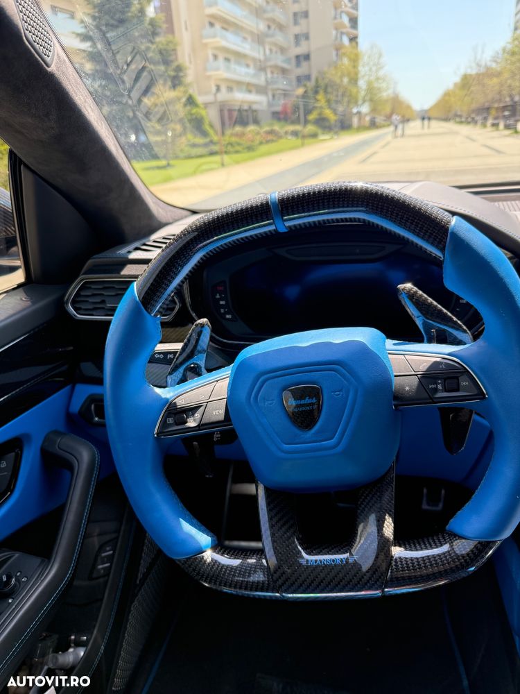 Lamborghini URUS - 20