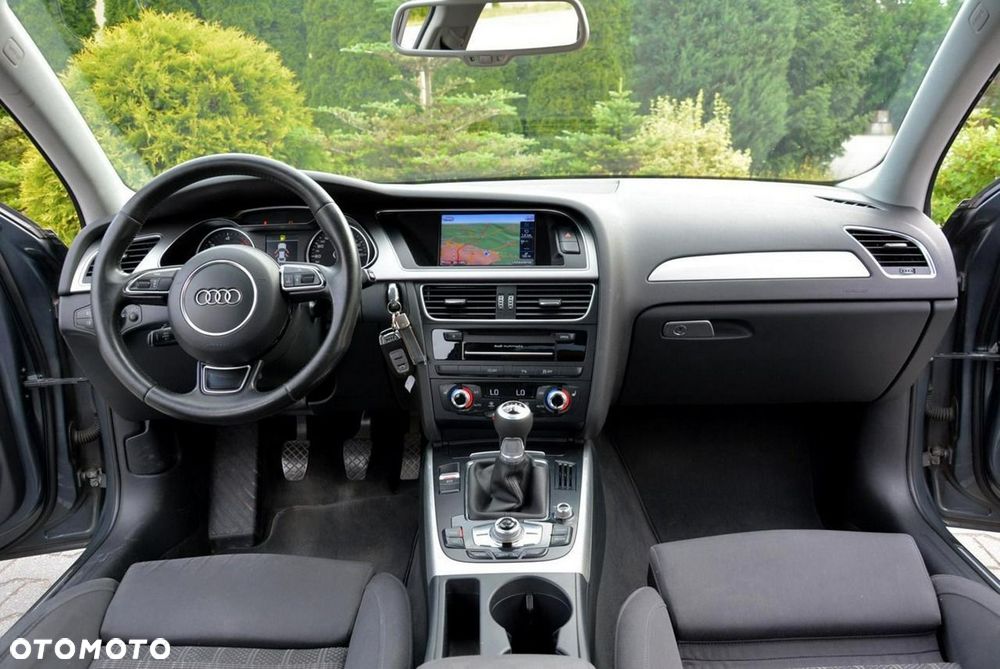 Audi A4 Limousine 2.0 TDI DPF Ambiente - 25