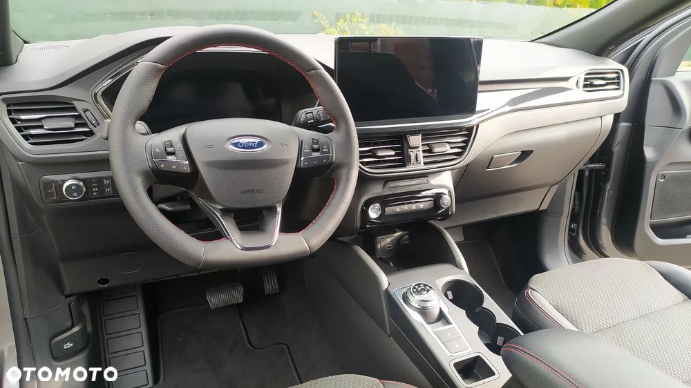 Ford Escape 2.0 EcoBoost AWD Titanium - 33