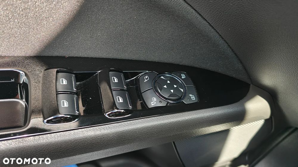 Ford Mondeo 2.0 EcoBlue Trend - 13