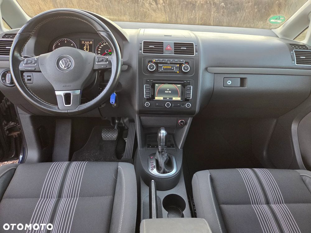 Volkswagen Touran 2.0 TDI DPF DSG MATCH - 5