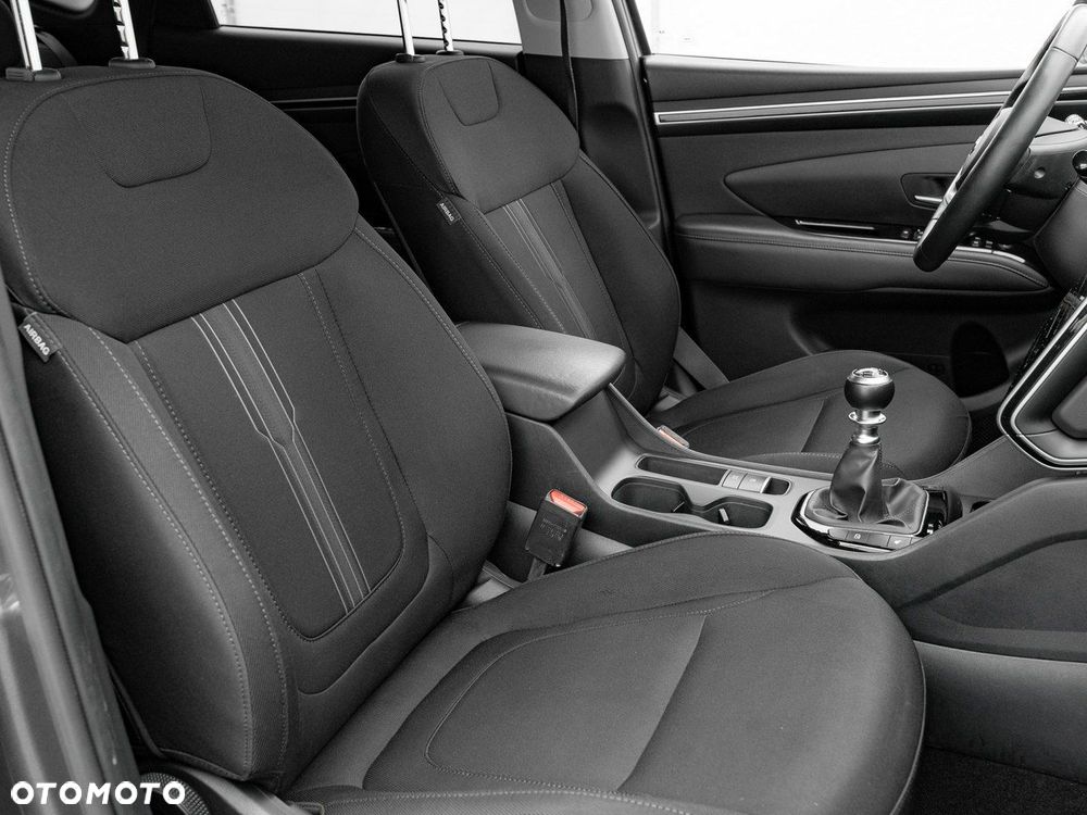 Hyundai Tucson 1.6 T-GDi Executive 2WD - 36