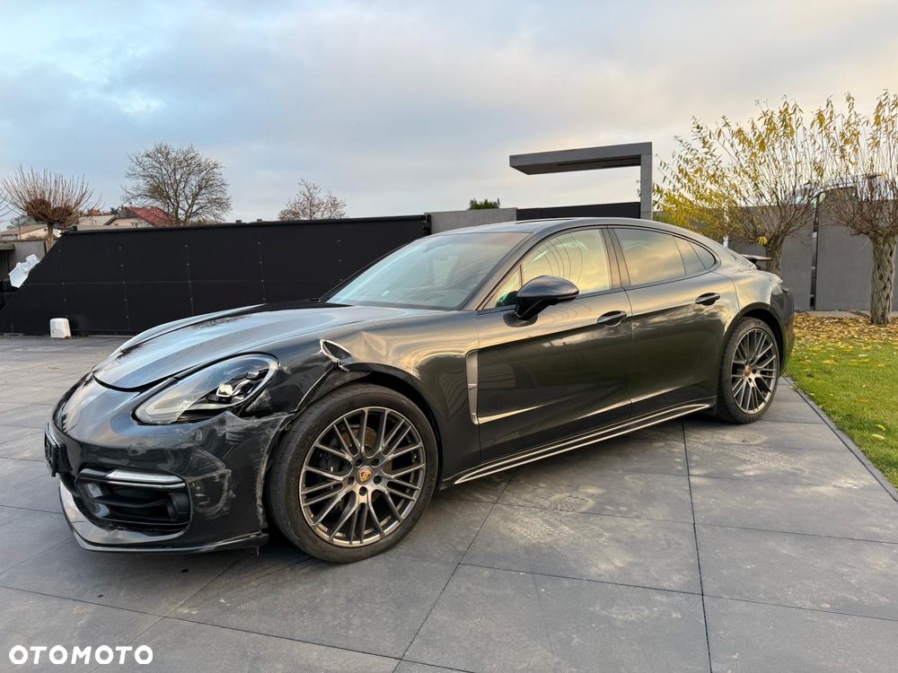 Porsche Panamera - 14