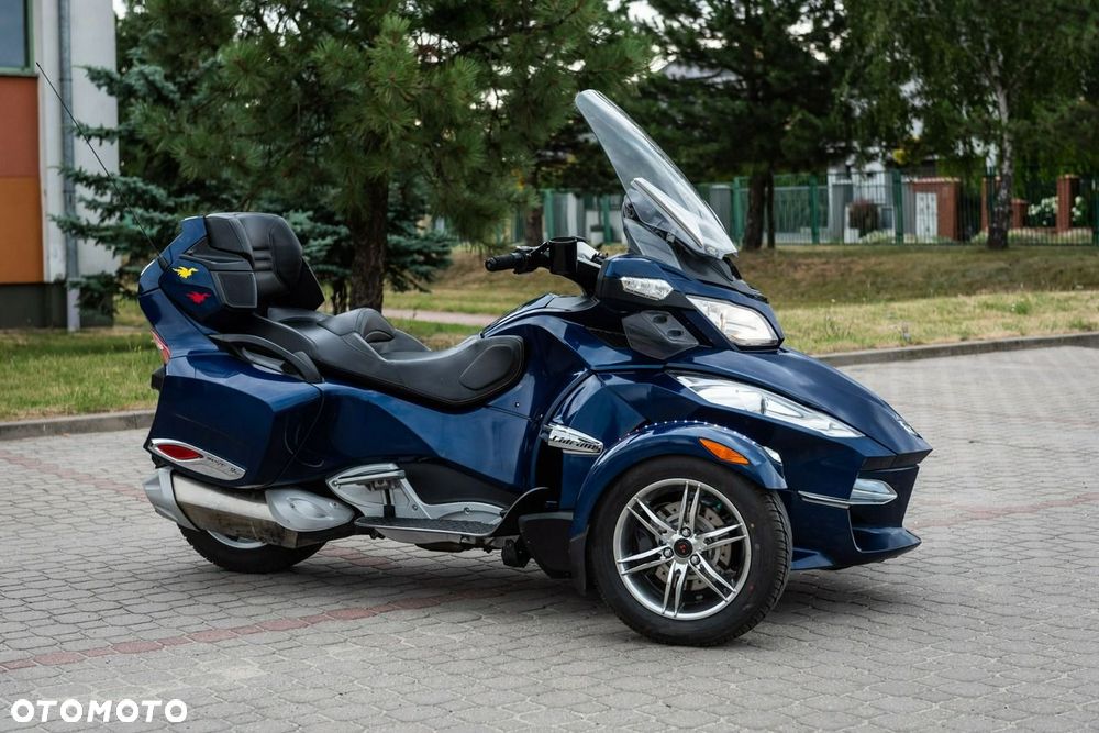 Can-Am Spyder - 9