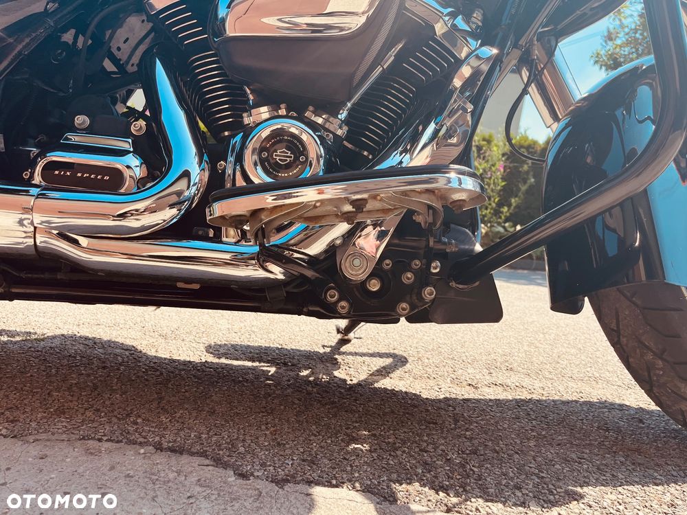 Harley-Davidson Touring Street Glide - 13
