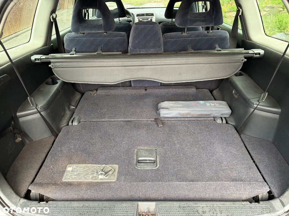 Honda Stream 2.0i ES Sport - 31